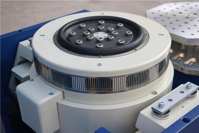 시험소를 위한 IEC 60335-2-24  국제전기기술위원회 60335-2-40 수직 3500Hz 6000N 진동 시험기 3